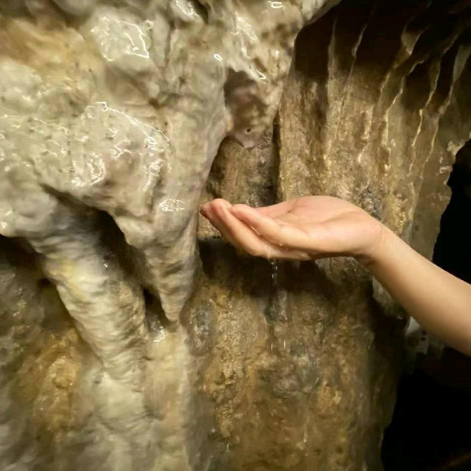 赠人玫瑰，手留余香