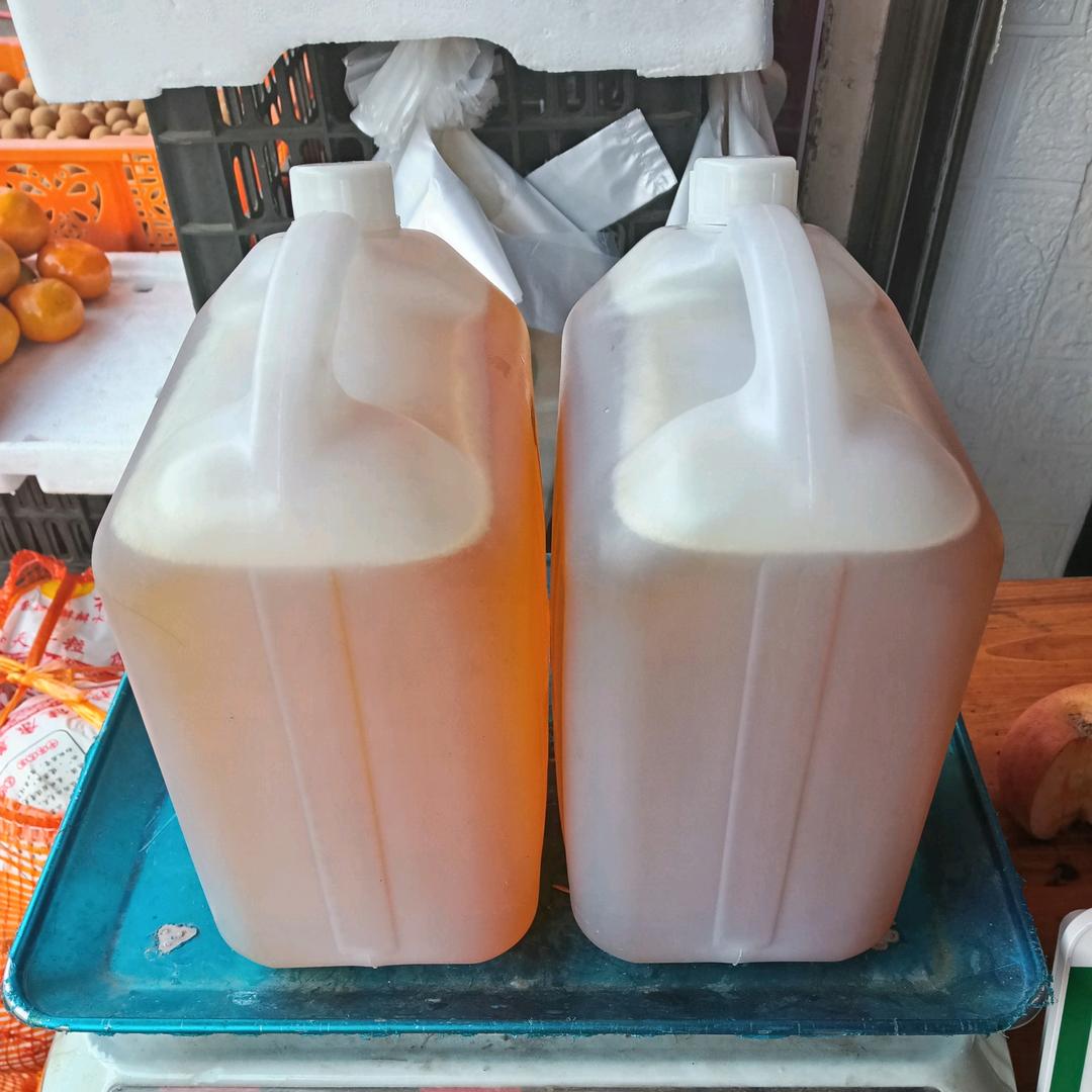 卖茶籽油的霞姐