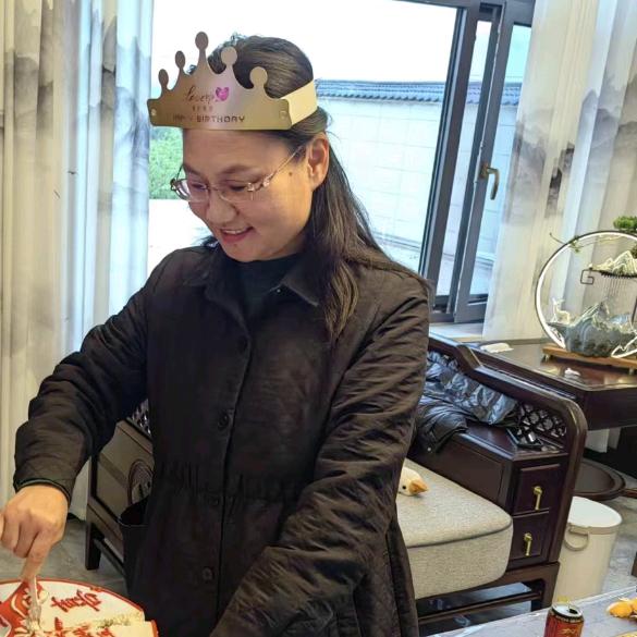 卖空气能的玲姐