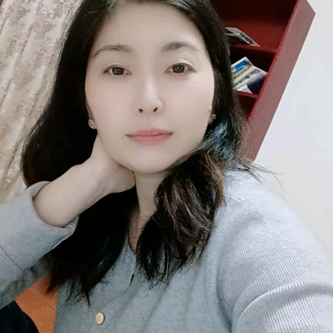 平淡生活(●°u°●) 」