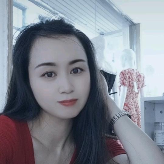 江西萍乡萍萍《广鸿服装超市》