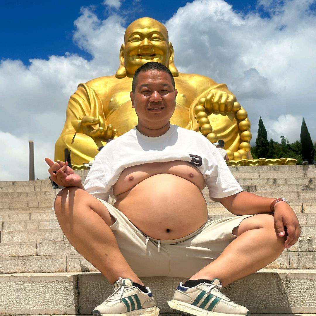 安  份  男  人