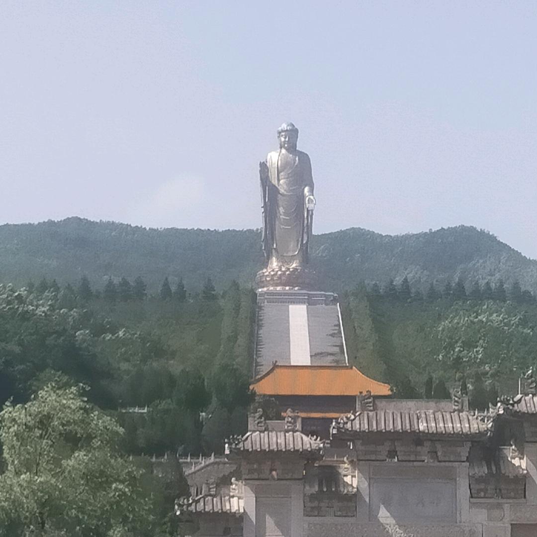 漫*@