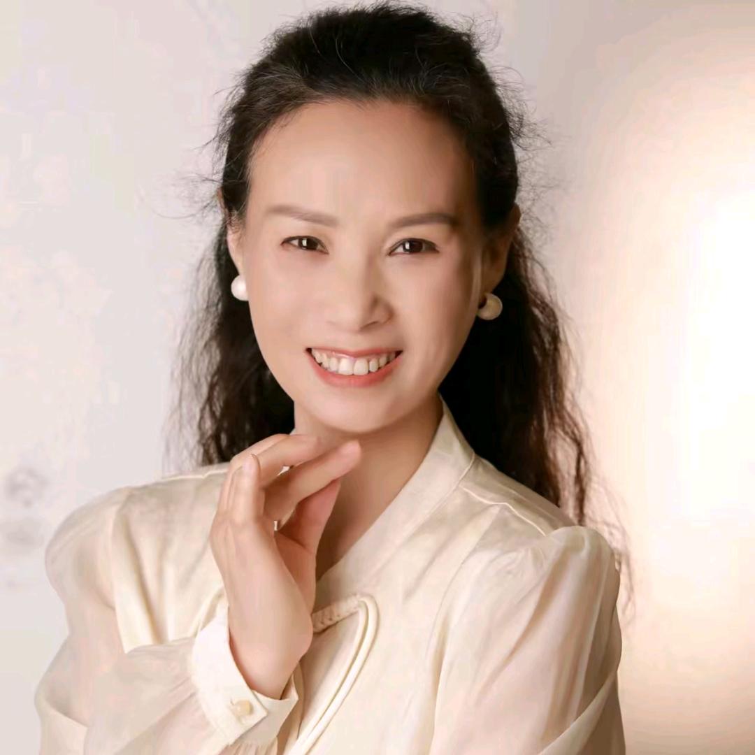 莫筝艺术助理