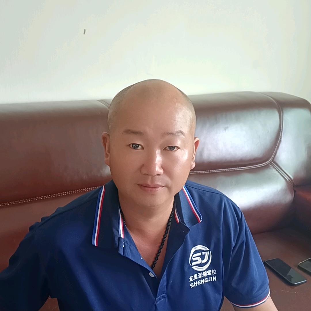 龙里圣锦驾校冉老师