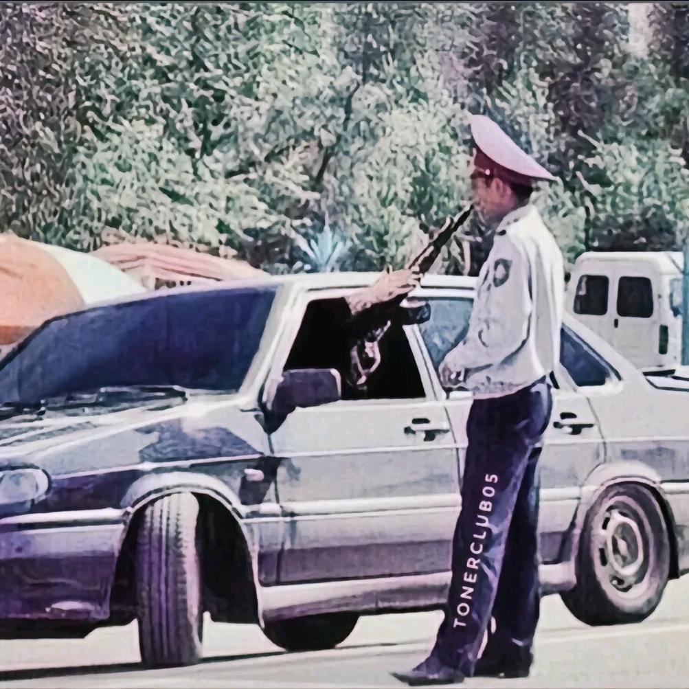 一个俗人.
