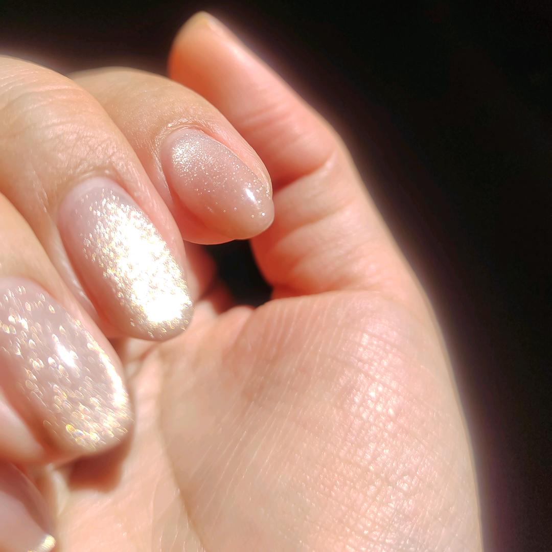 搓指甲搓到不想睡觉🐡