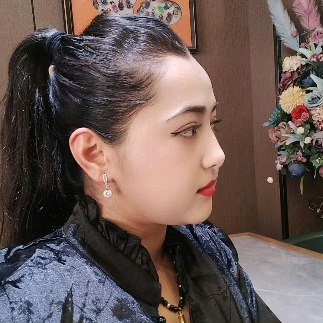 调皮的小