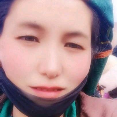 藏族女孩