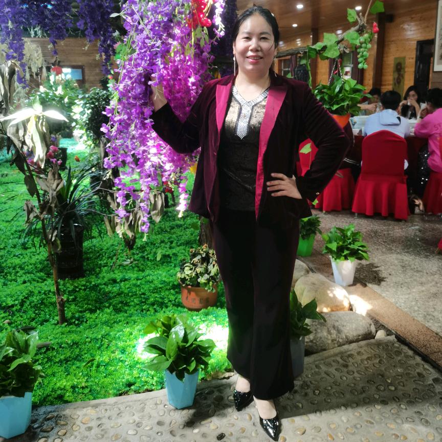 做好自己，活出自我，照顾好自己。