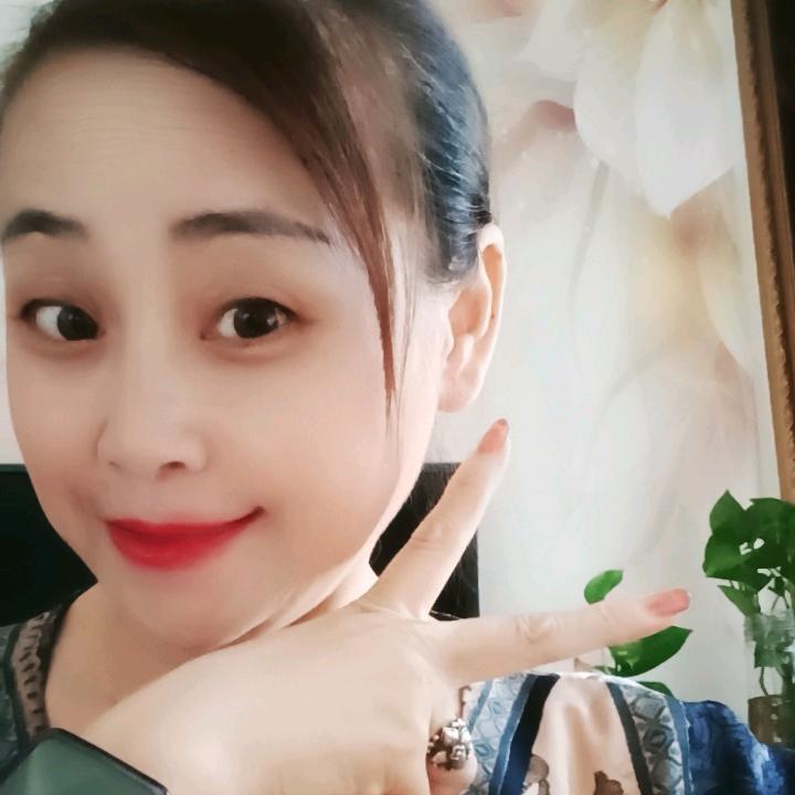 知足又长乐╰(*°▽°*)╯