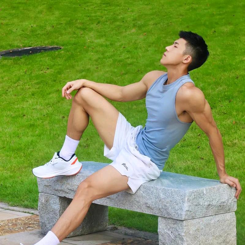 杉杉来迟