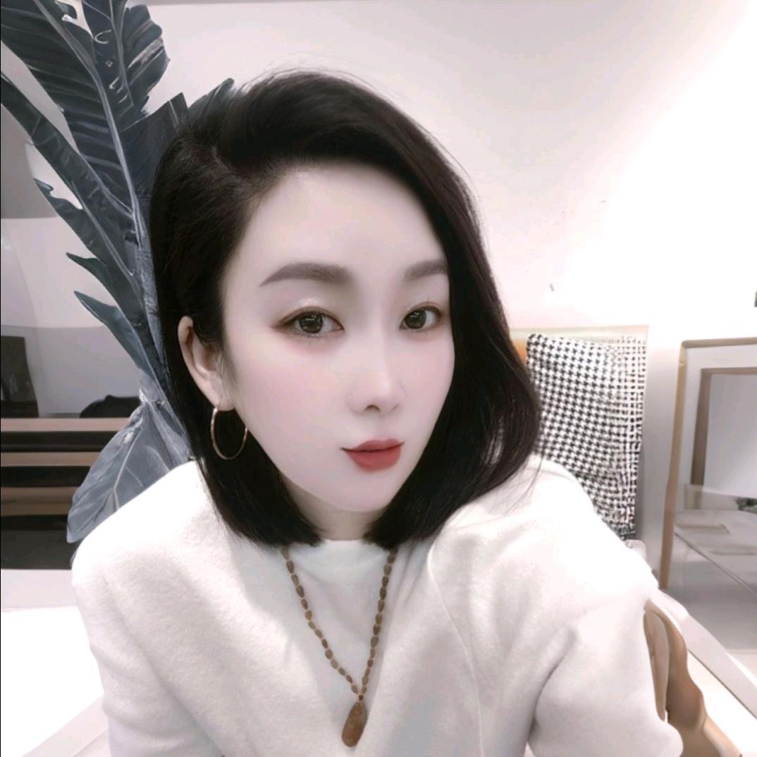 @L ⊹꙳✧˖iu: 刘