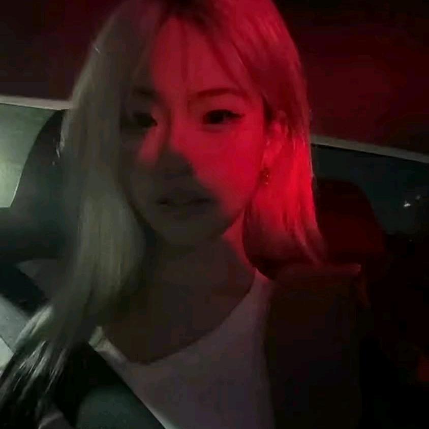 粥粥.