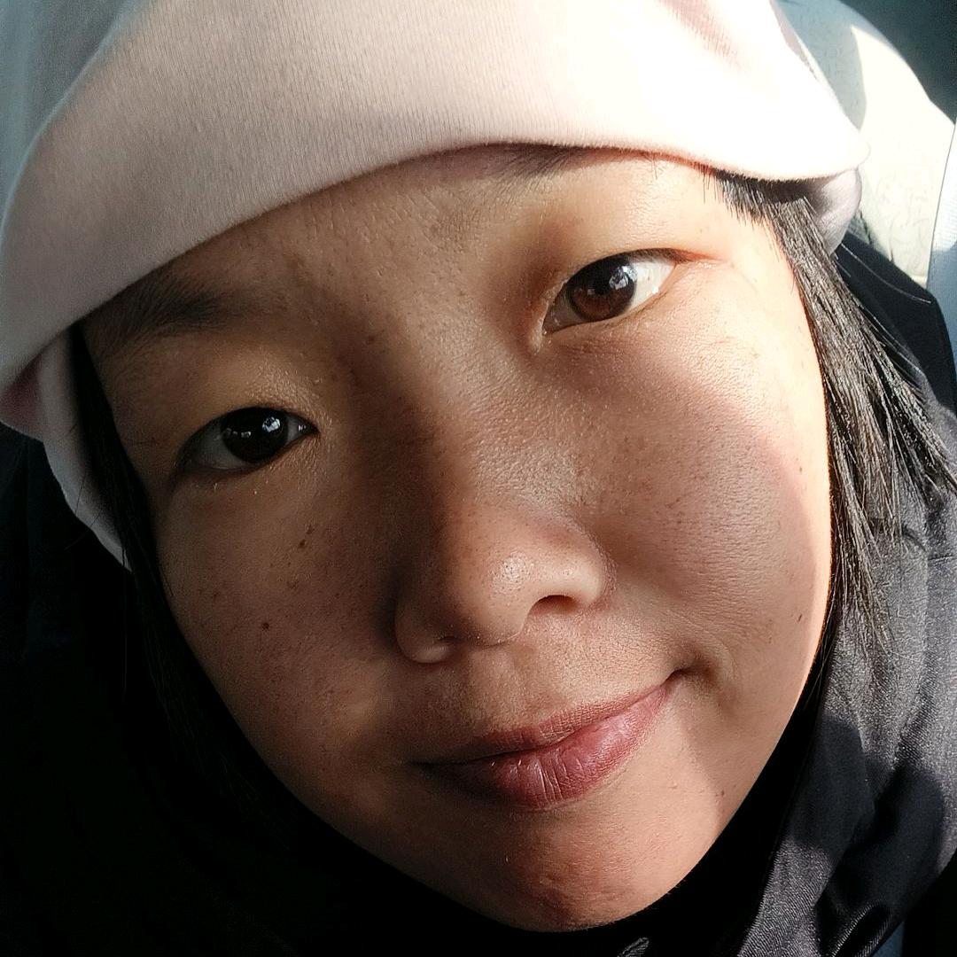 抬起头眼泪就不会往下流