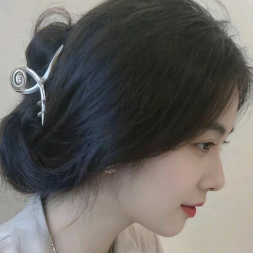 小精灵🧚🏻‍♀️