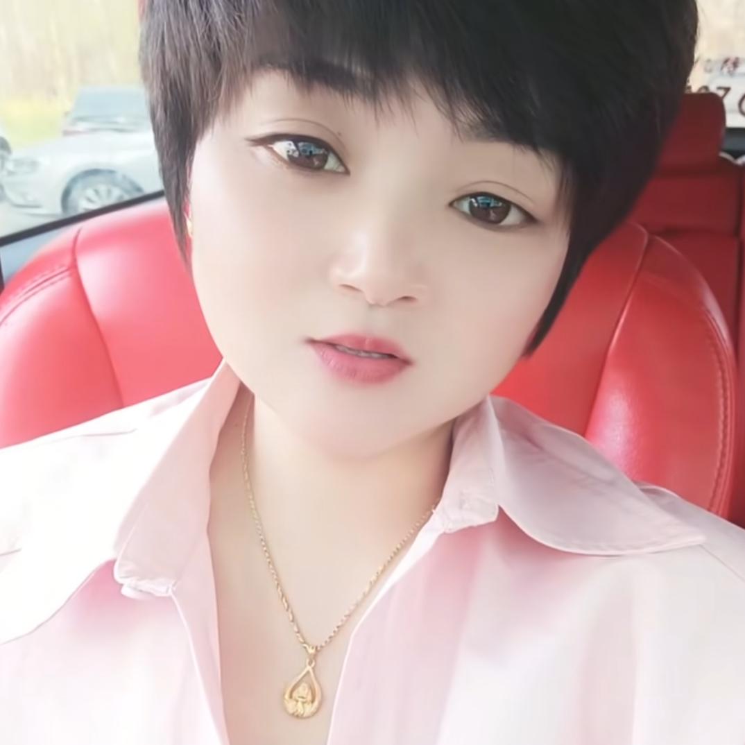 项城挖机出租，萍姐