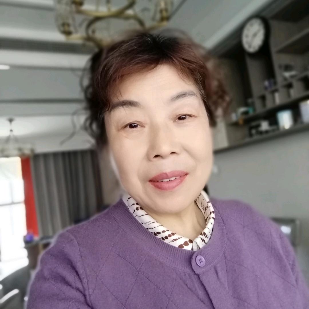 顺发鞋业黄大姐
