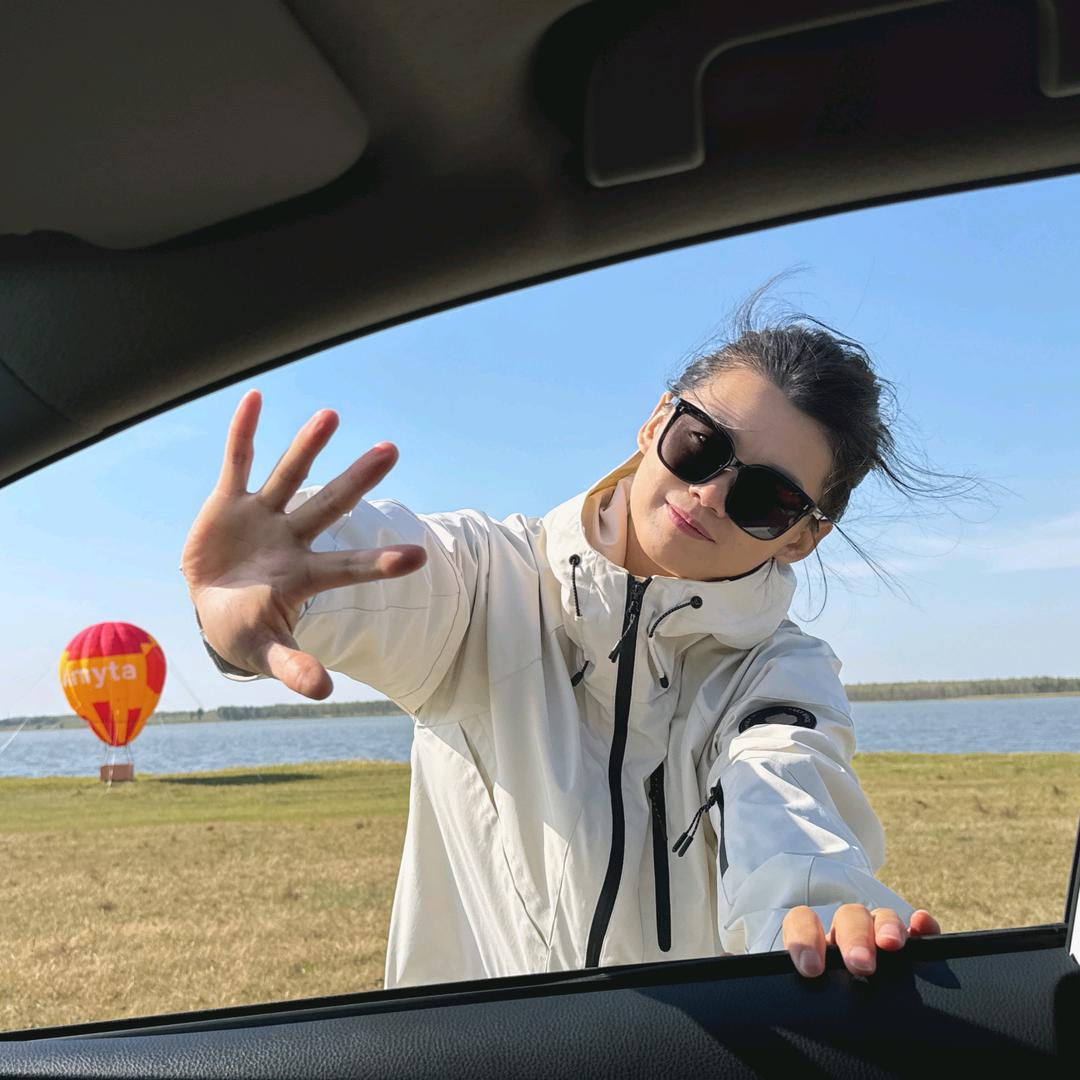 👑小美💞Mutter