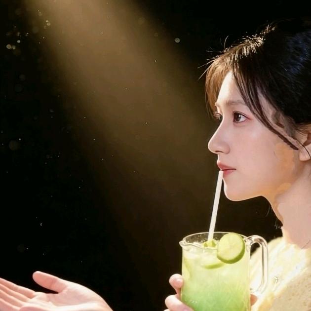 海口奶茶咖啡冻品供应链～瑛姐