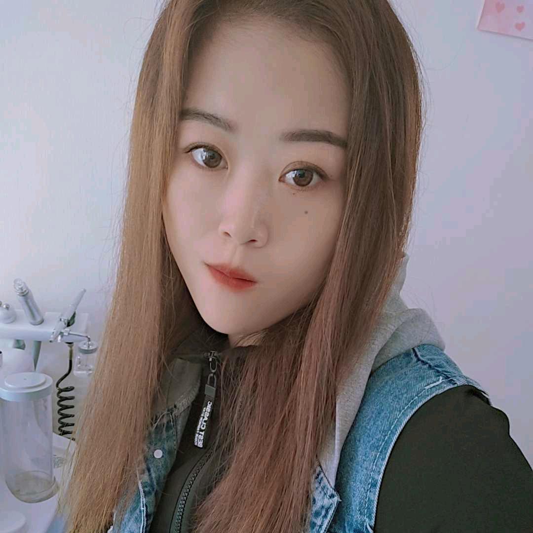 ╰☆诺☆╮