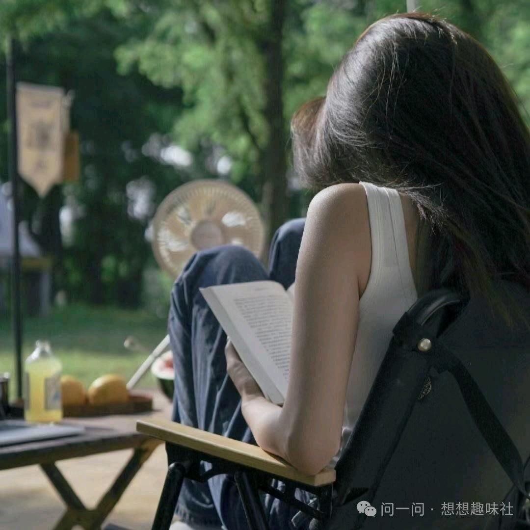 风中百合