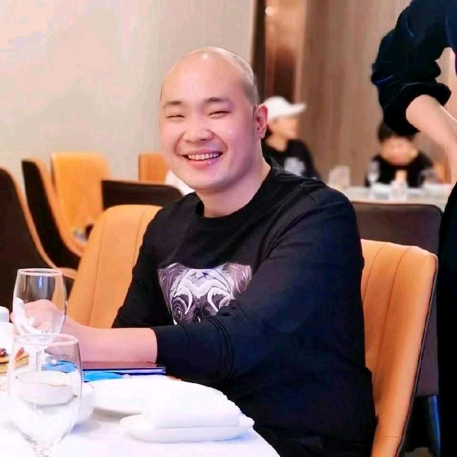 何成～人人菜馆