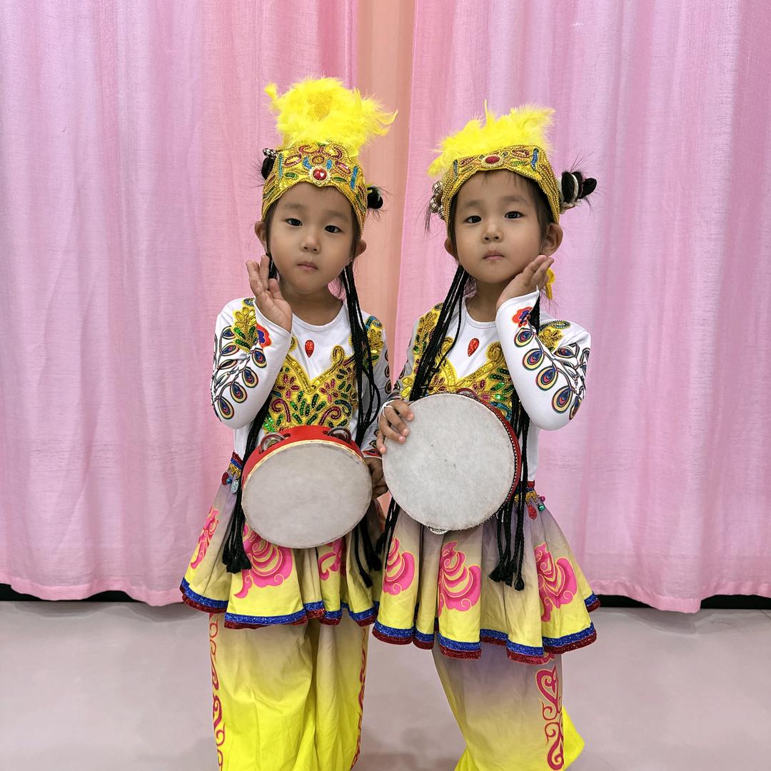 双胞胎金洪金洋