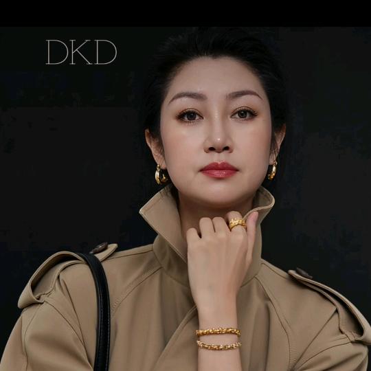 杨千亿