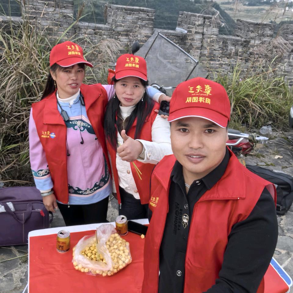 三都县廷牌引虽演艺