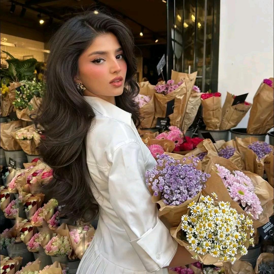 𝑴𝒂𝒍𝒆𝒀𝒏𝒏𝒂