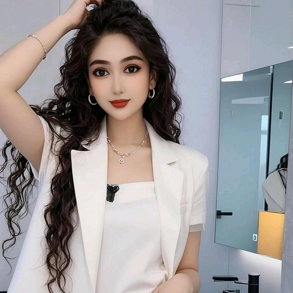 爱笑SaNiYa