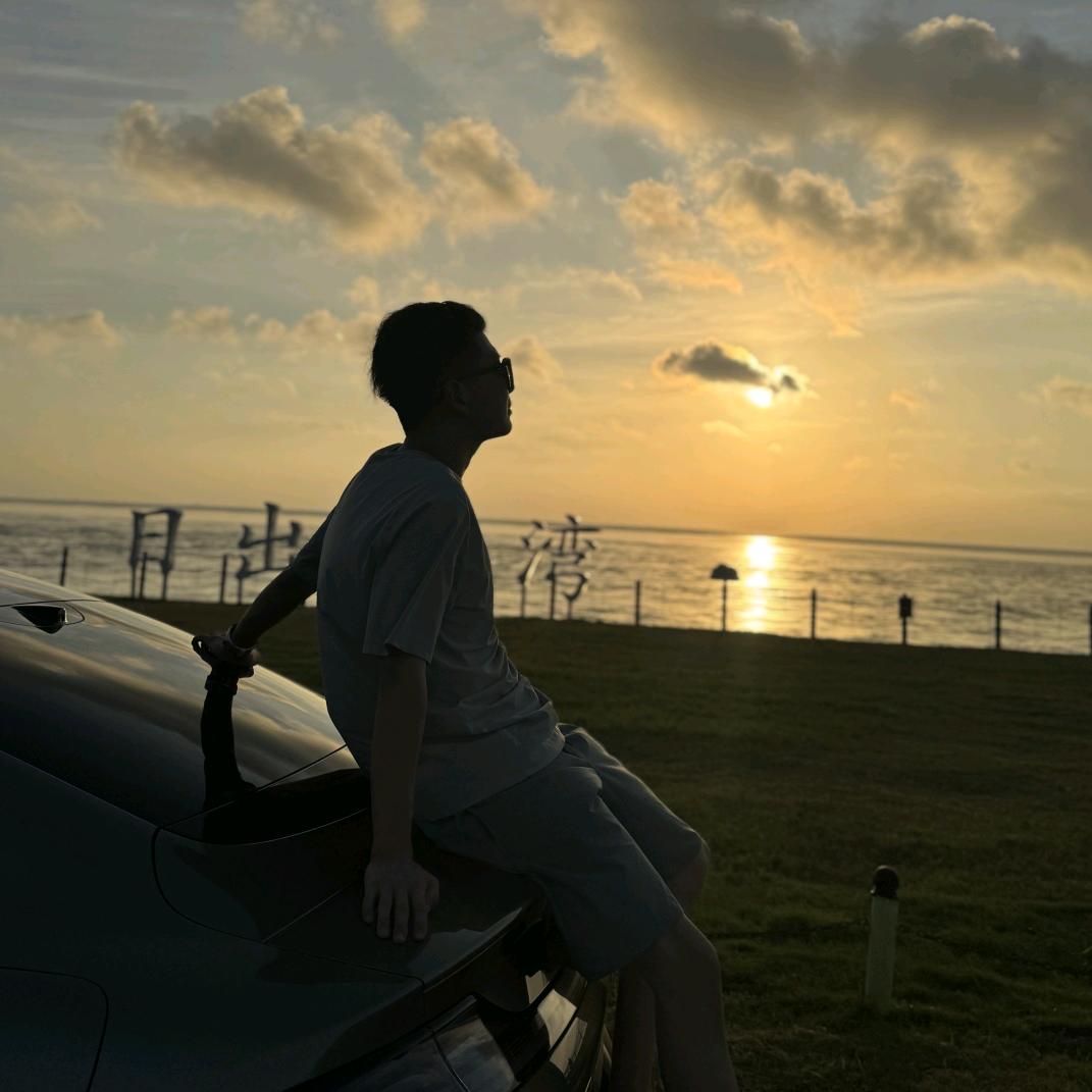 啊叶-扬州睿趣广告传媒