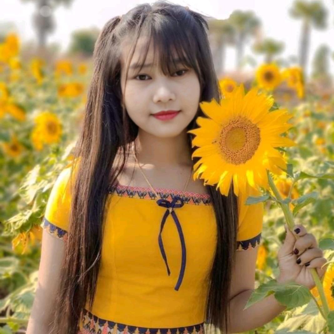 လမင်းအိမ်😘😘😘😘😘