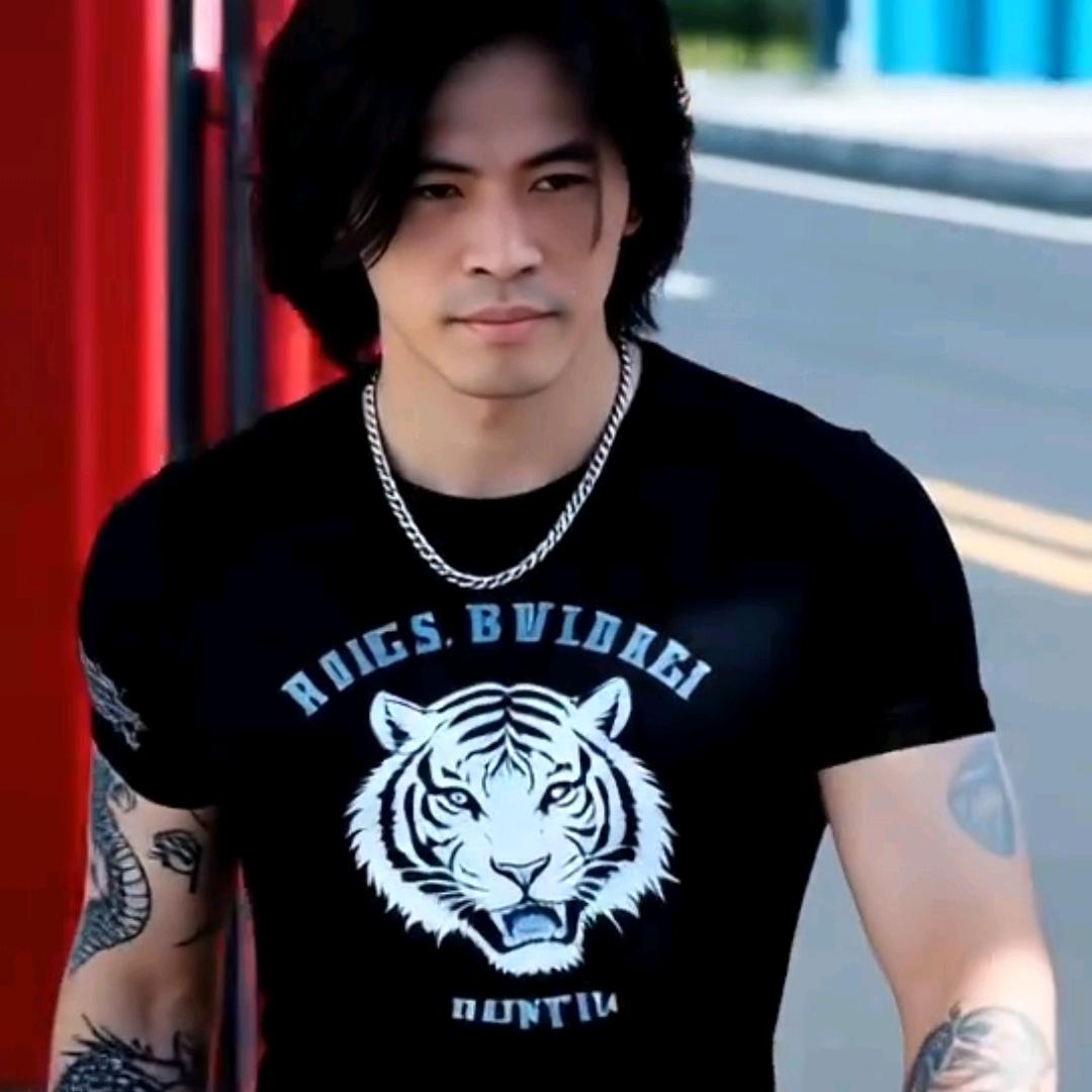扎头发de男孩