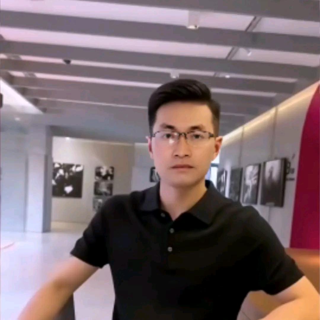何家老大