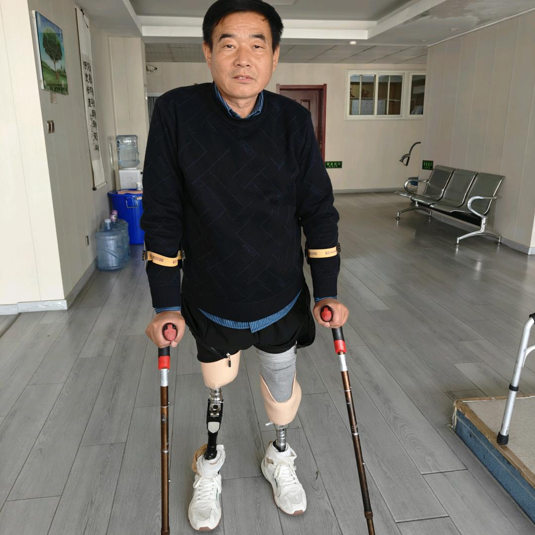 无腿老许的日常生活