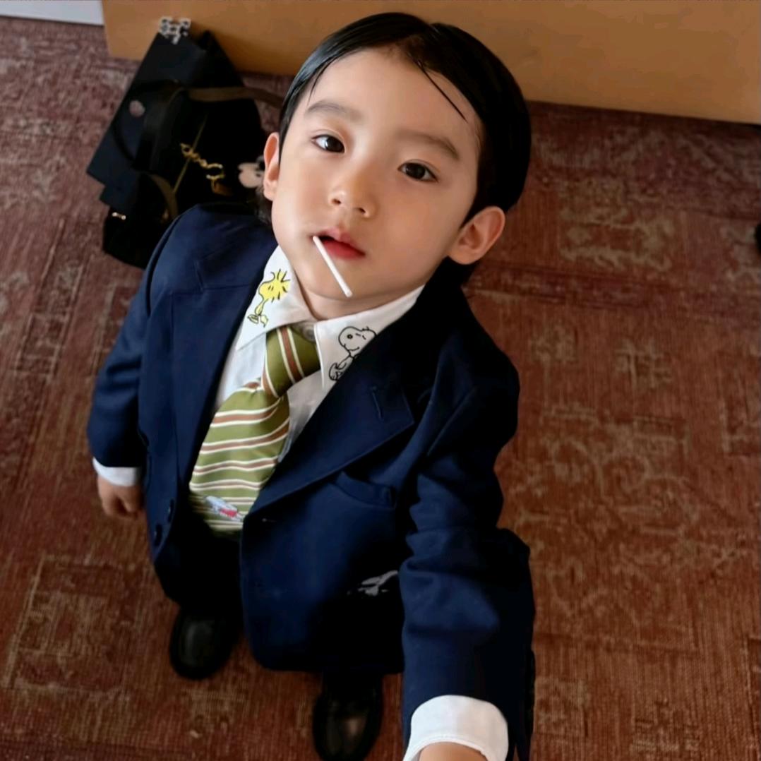 二十对我来说就是小钱