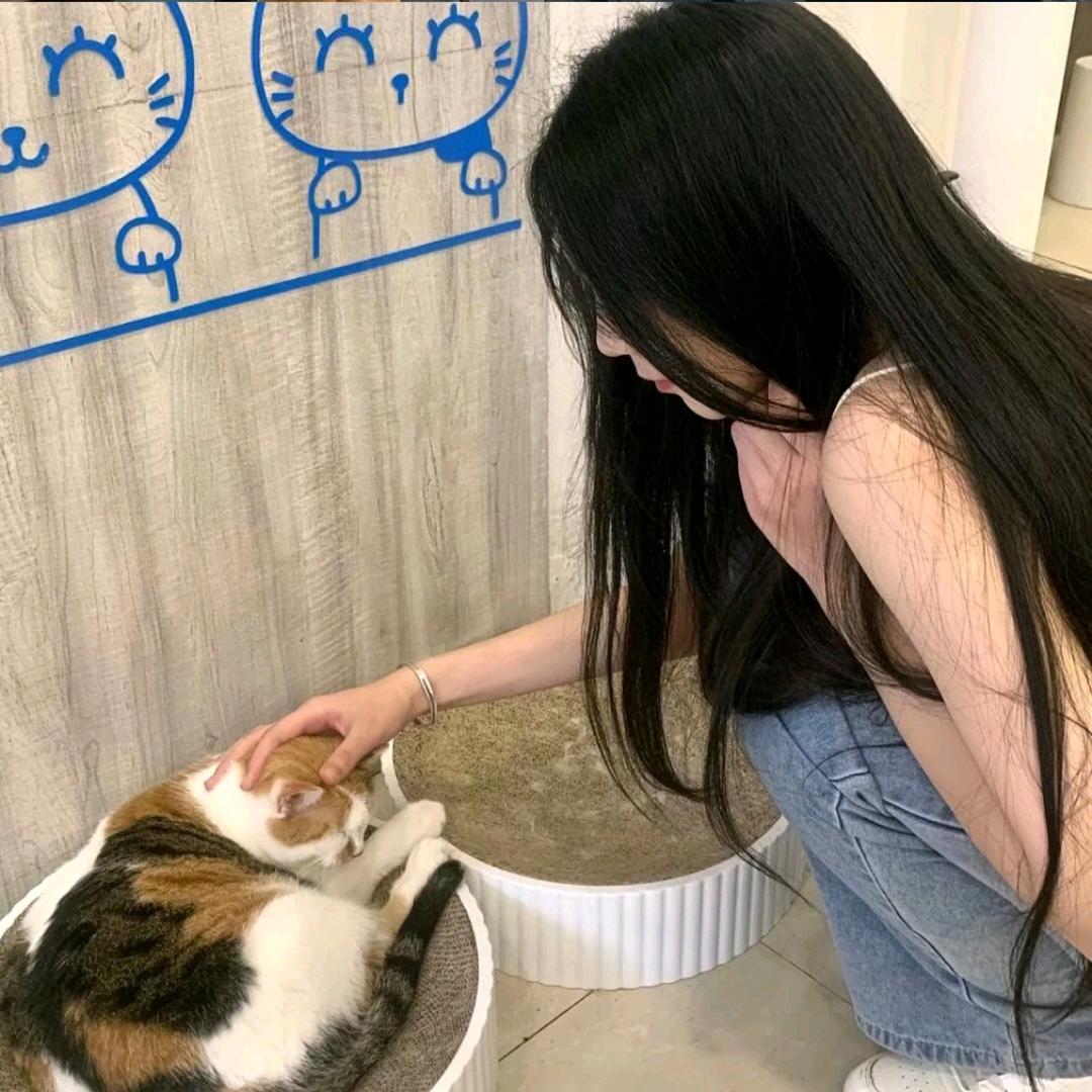 ꒦ິᯅ꒦ິ咖啡不加糖-