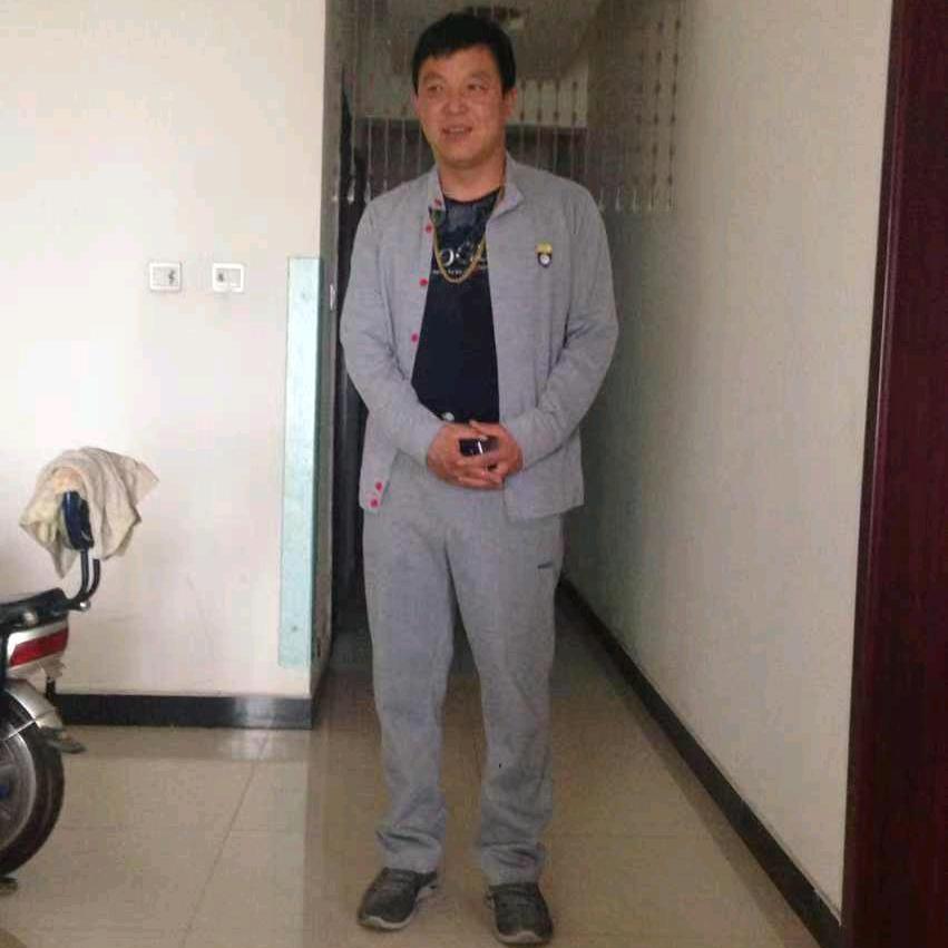 师向虎
