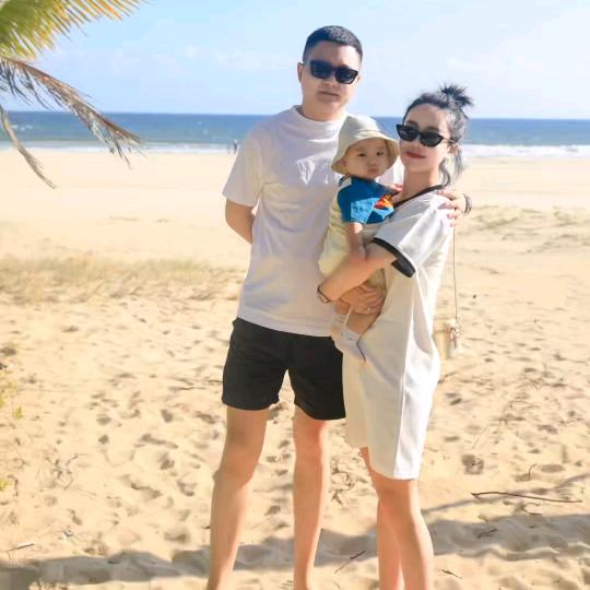 冰🧊冰🧊的幸福生活