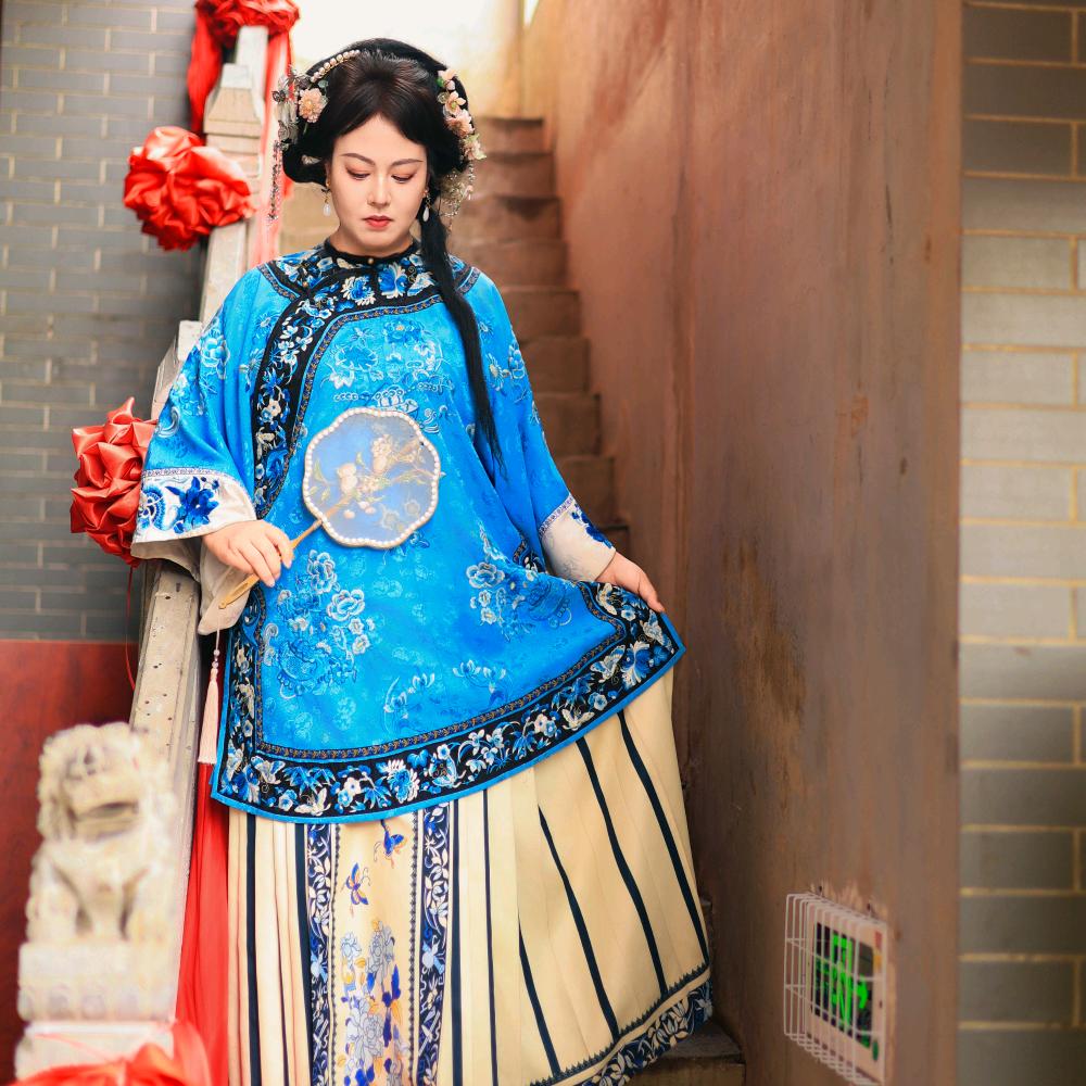 《鼎鲜》烧烤火锅烤肉餐具供应琏，