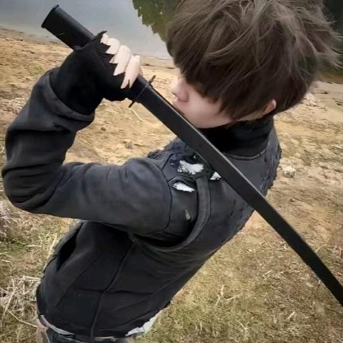 小累1v
