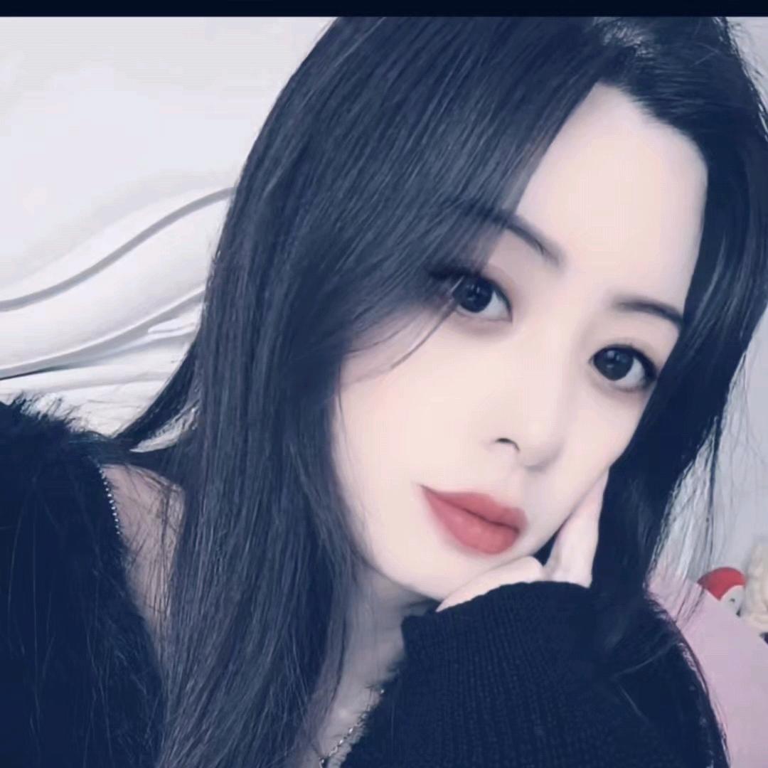 👑ღ᭄ ~ 默然