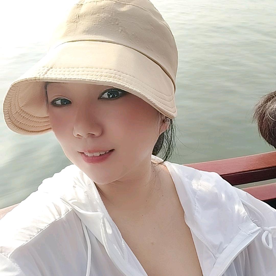 彼岸花开