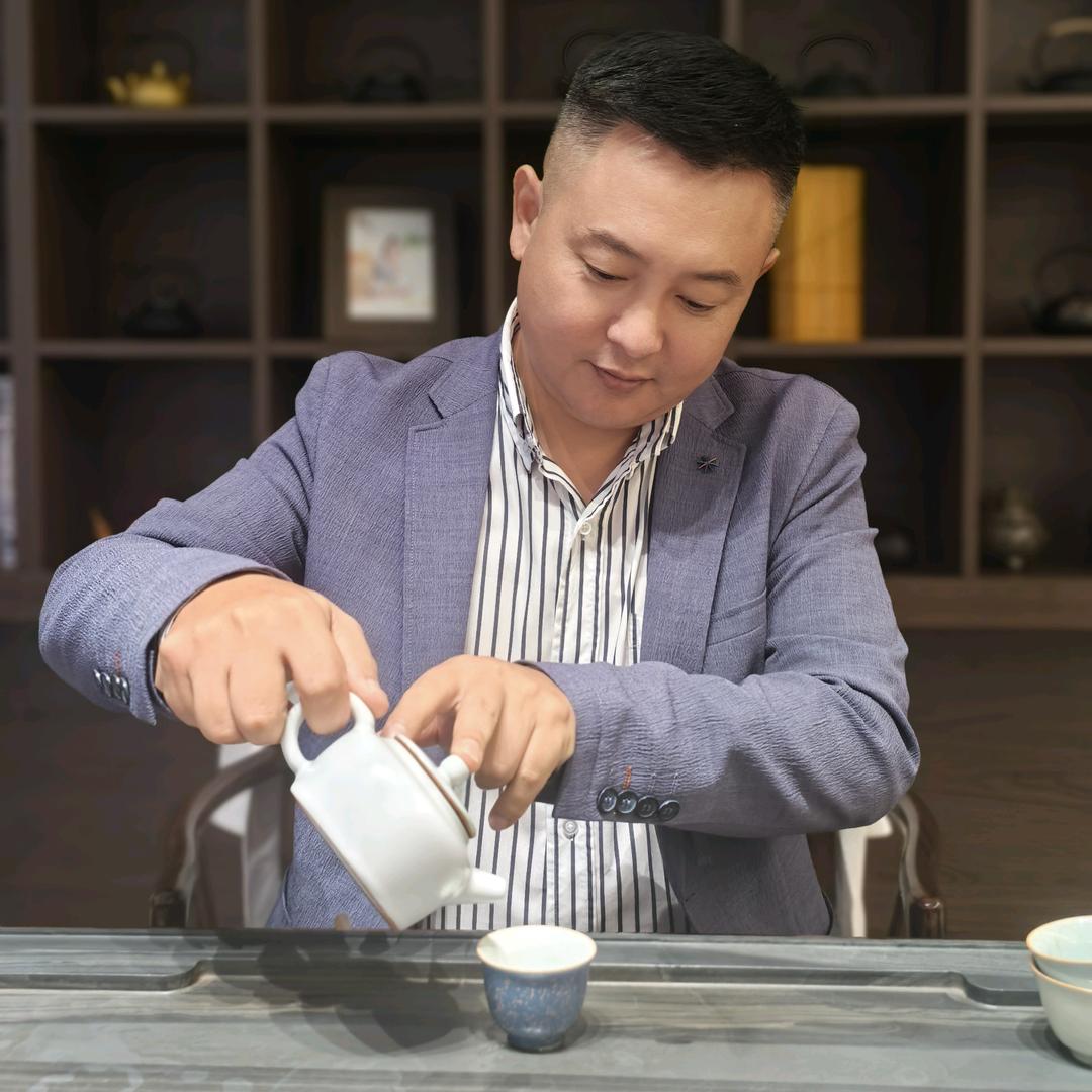 富颜纤体~凯文