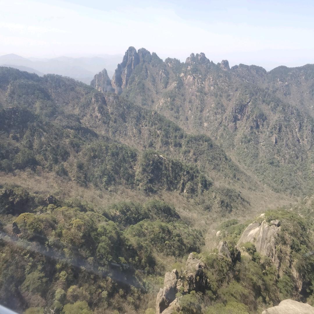 杭州四季青快乐阿拉蕾女装