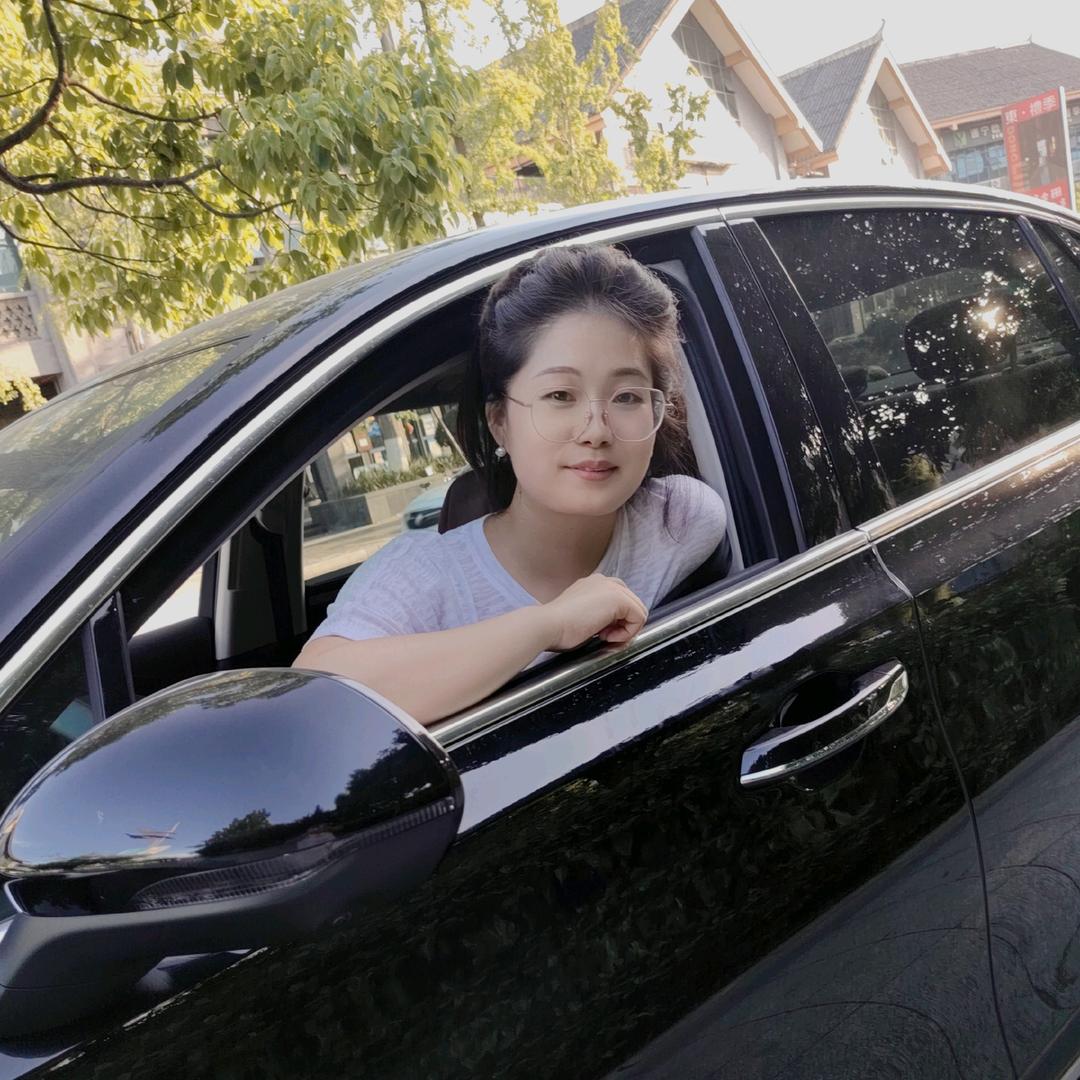 小小妹儿（红旗婚车队 可租婚车 可合作）