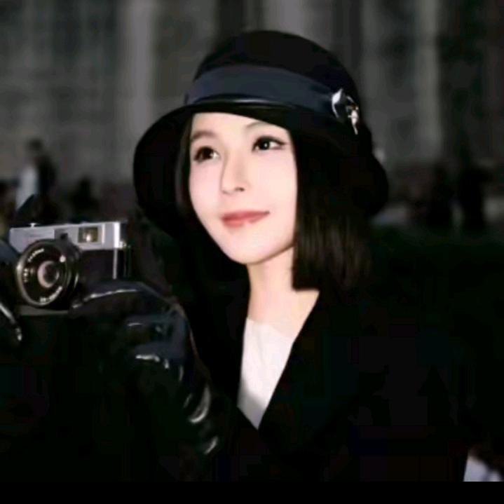 溶溶RONGRONG穿搭日记