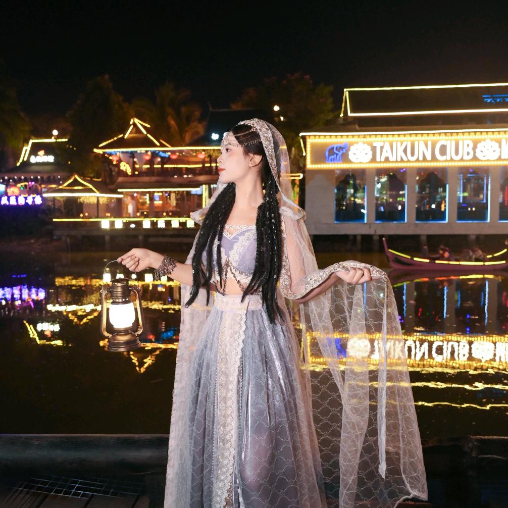 弗拉明戈少女